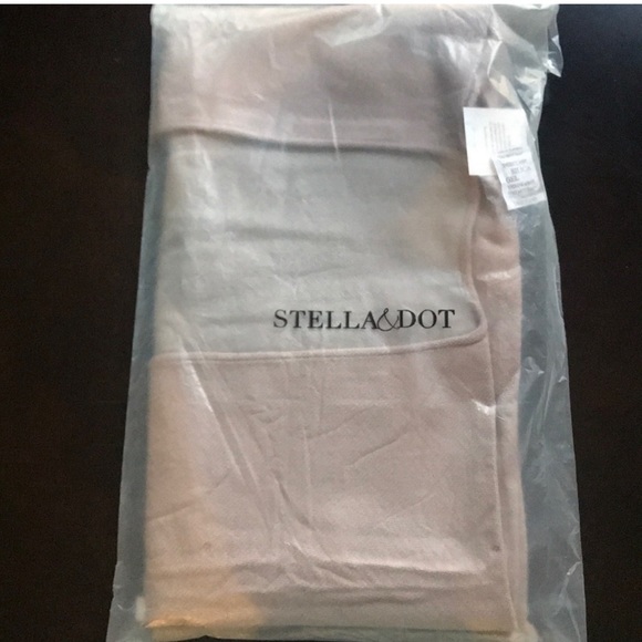 NWT!  Sold as Set of 2!  Reversible Poncho and Blouse! - Picture 7 of 16